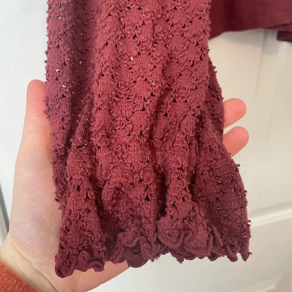 Madewell Eyelet Ruffle Sleeve Top - A Textured Dream 🧵 0150 - Picture 2 of 6